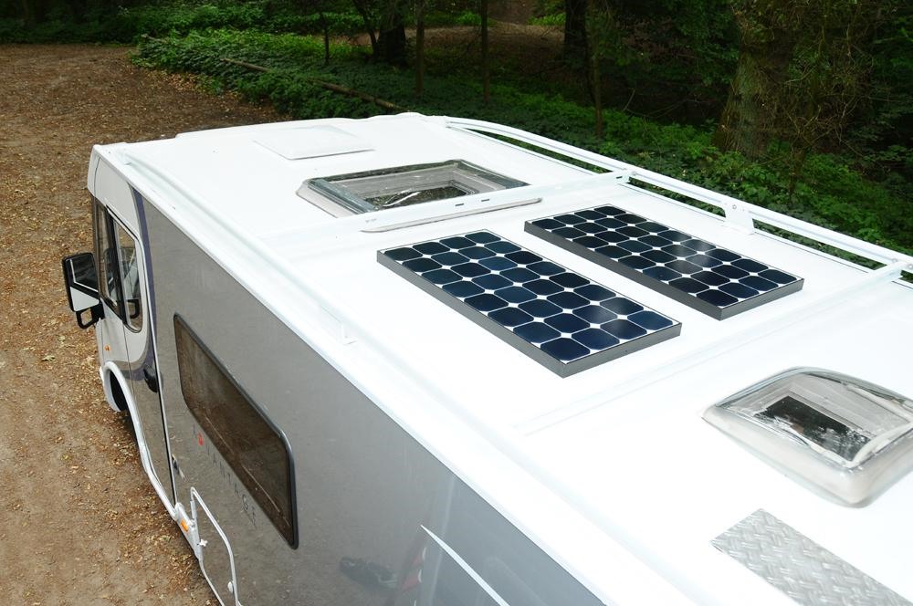 Система караван. Solar Караван. Caravan with Solar Panels. Solar Panels for Motorhome t@b 320. Солнечные панели для каравана.